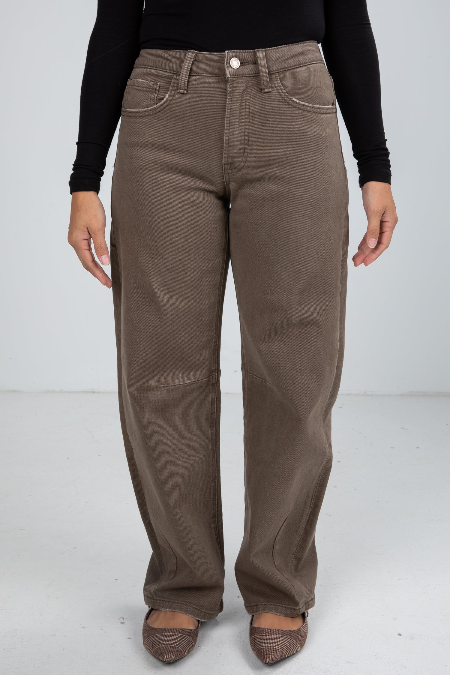 brown barrel jeans